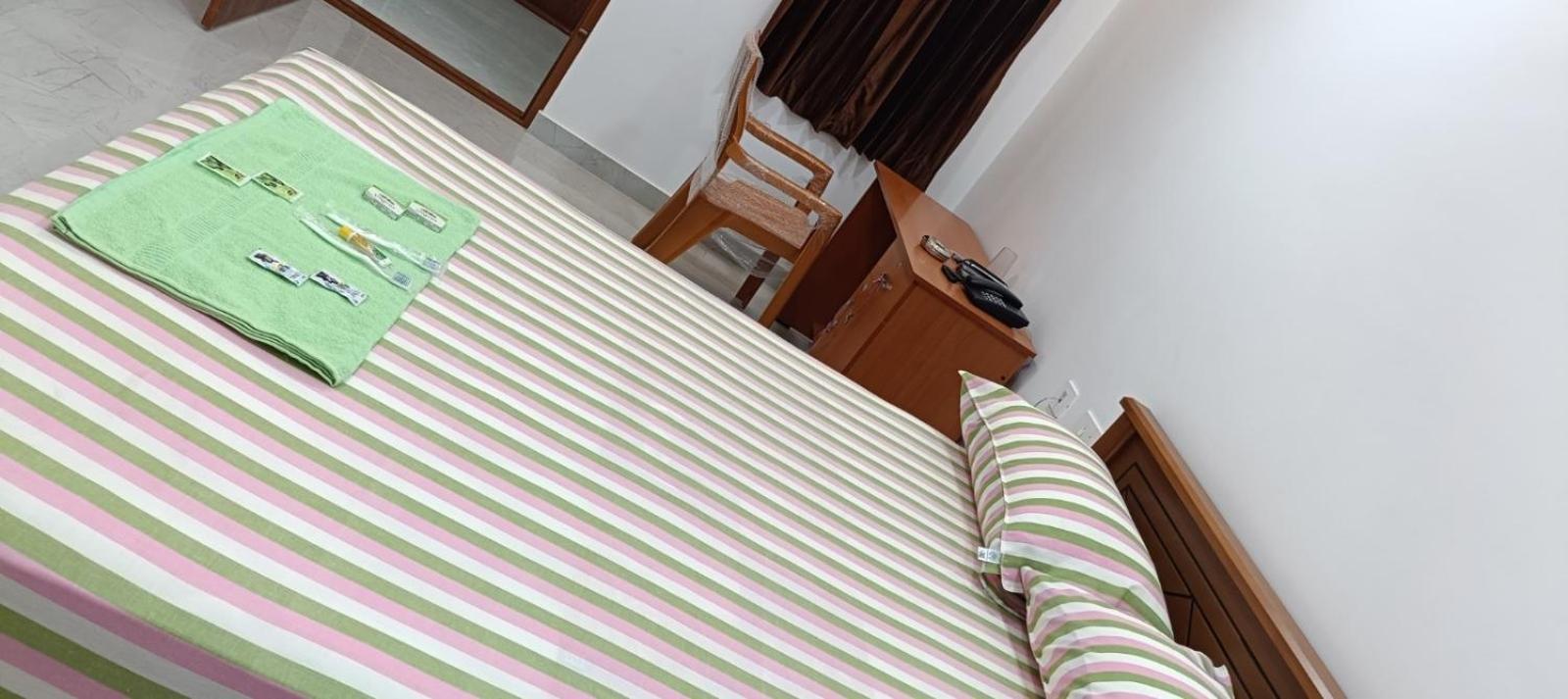 Urc Lodge Perundurai Rom bilde